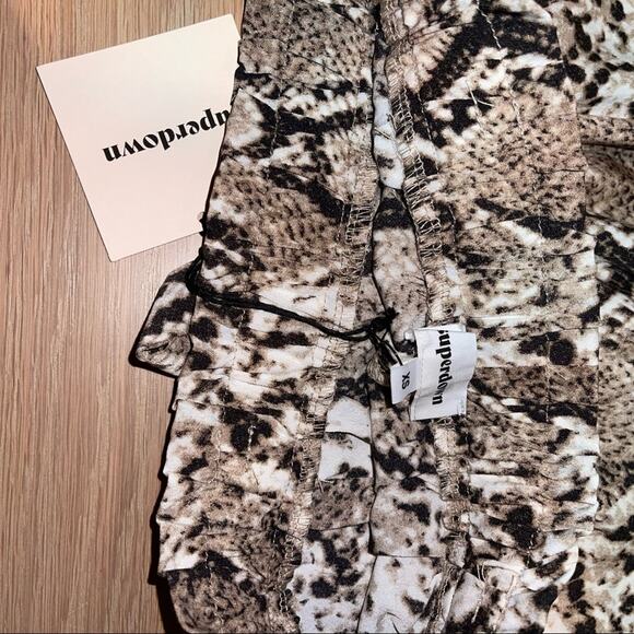 REVOLVE superdown Nora Snake Shorts XS - Picture 5 of 6